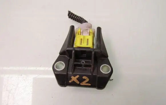 Lexus IS III XE30 Airbag deployment crash/impact sensor 8917330170