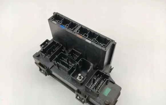 Jeep Compass Fuse box set P04692341AD