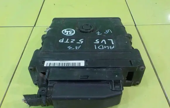 Audi A3 S3 8P Gearbox control unit/module 09G927750DH