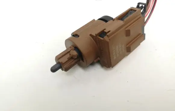 Audi A4 S4 B6 8E 8H Brake pedal sensor switch 3B0945511