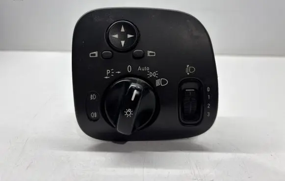 Mercedes-Benz C W203 Light switch A2035450604
