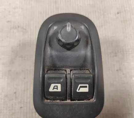 Peugeot 206 Electric window control switch 11914