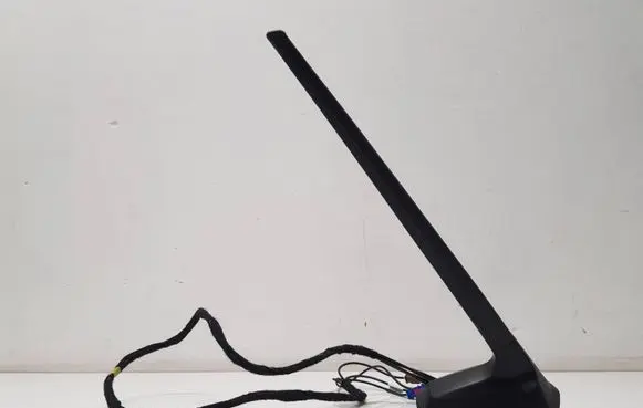Renault Captur II Aerial GPS antenna 282166993R E826R0413517