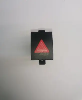 Volkswagen Polo IV 9N3 Hazard light switch 6Q0953235A