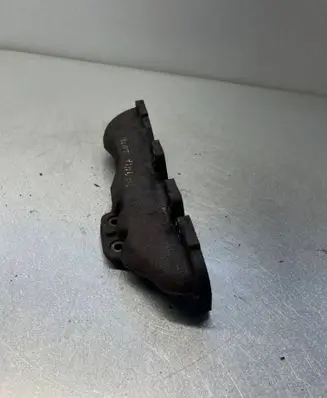 Opel Insignia A Exhaust manifold 5565985