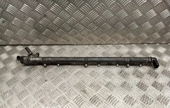 BMW 5 E60 E61 Fuel main line pipe 7788679