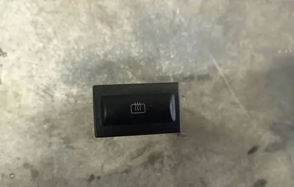 Skoda Octavia Mk1 (1U) Windscreen/window heater switch 1u6959621b