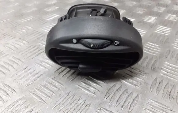 Ford Focus Dash center air vent grill 98AB-19893-AKW