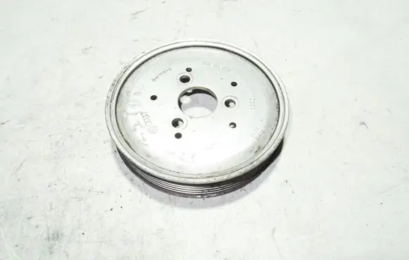 Audi A6 Allroad C5 Power steering pump pulley 059145255