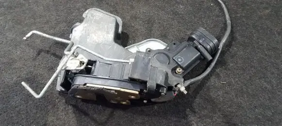 Toyota Camry Front door lock
