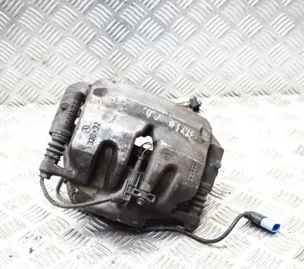 Mercedes-Benz C W205 Front brake caliper A2054210481