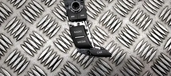 Other switches/knobs/shifts