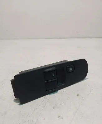 Mitsubishi Colt Electric window control switch MR587959 1756TH6