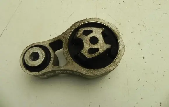 Ford B-MAX Engine mount bracket 100143 VD8459