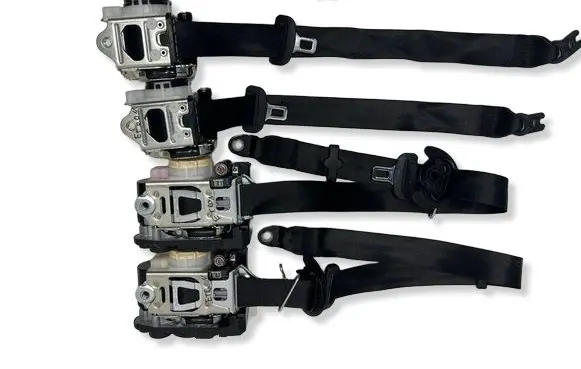 Audi Q6 e-tron Set of seat belts 