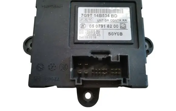 Volvo S80 Door control unit/module 0507918200