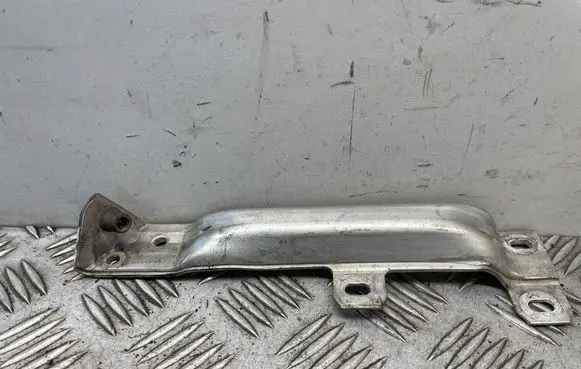 BMW 7 F01 F02 F03 F04 Radiator mount bracket 7158893