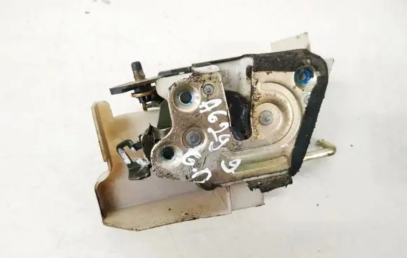 Hyundai Sonata Rear door lock