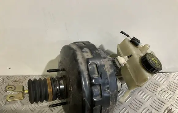 Mercedes-Benz CLK A209 C209 Master brake cylinder A2034300002 2034300002