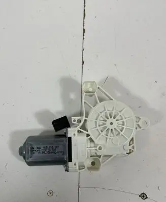 Skoda Enyaq iV Front door window regulator motor 4K0959802 C28128101 220440240999