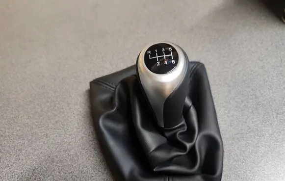 Opel Zafira B Gear lever shifter trim leather/knob