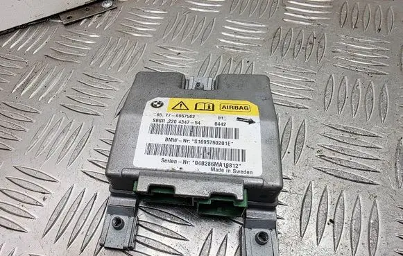 BMW 5 E60 E61 Airbag control unit/module 6957502 65776957502