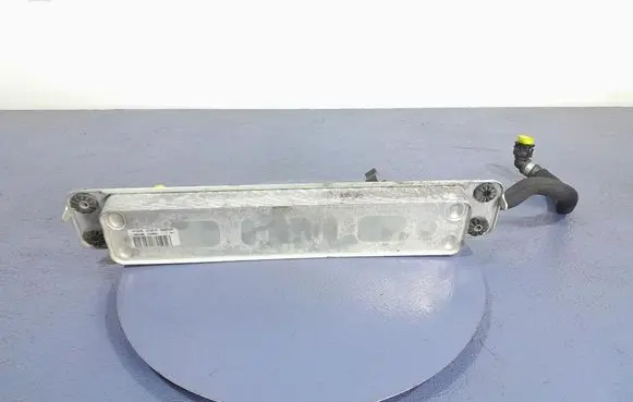 Engine oil radiator
