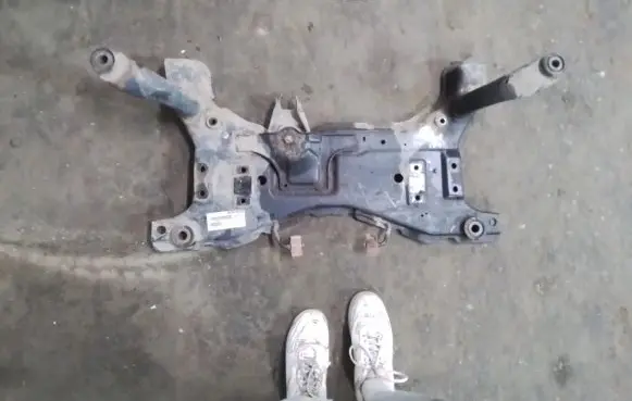 Volvo V50 Front subframe