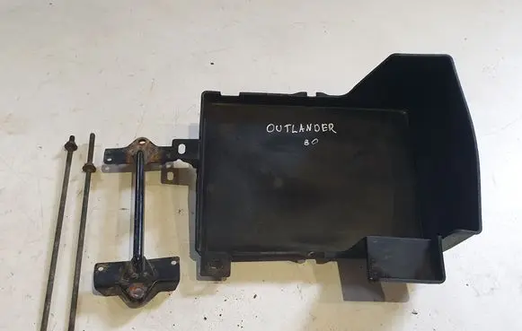 Mitsubishi Outlander Battery tray 8201A003