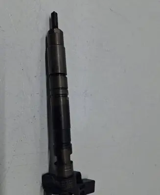 Audi A6 S6 C6 4F Fuel injector 03L130277 043555