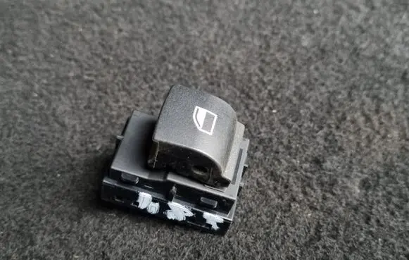 BMW 4 F36 Gran coupe Electric window control switch 9208107