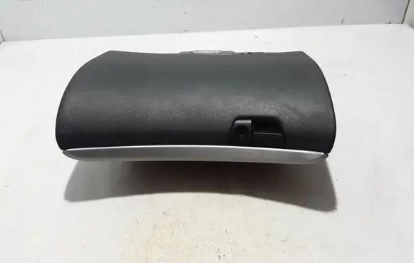 Volvo S60 Glove box 8650374