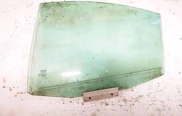 Volvo S60 Rear door window glass