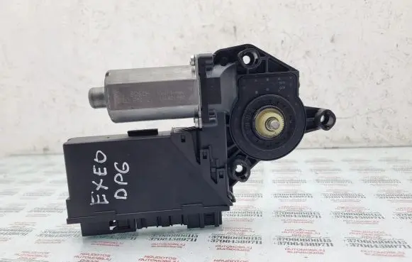 Seat Exeo (3R) Rear door window regulator motor 8E0959802E