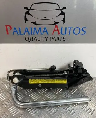 Audi A3 S3 A3 Sportback 8P Lift Jack 8P011031C