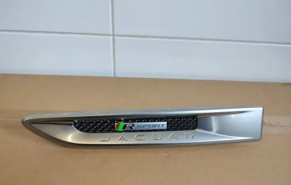 Jaguar XF X260 Fender grill GX6M280B11A LX63280B11A