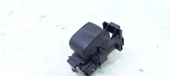 Toyota Yaris Electric window control switch 1928294 8292A66