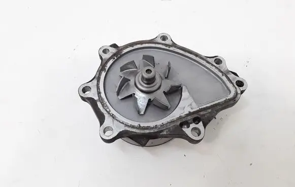 Toyota Avensis T250 Water pump