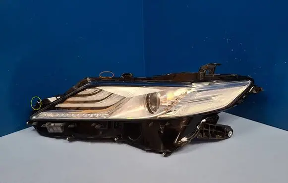 Toyota Camry VIII XV70 Headlight/headlamp 8118533D72