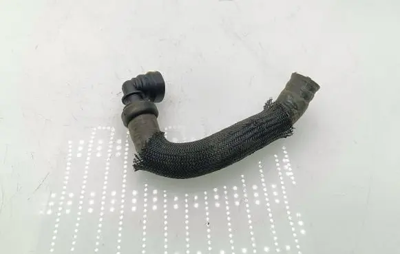 Renault Trafic III (X82) Engine coolant pipe/hose