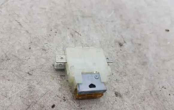 BMW 3 E46 Fuse NOCODE