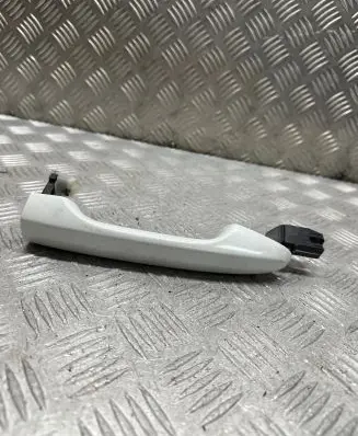 Honda CR-V Rear door interior handle