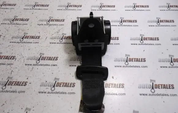 Toyota Avensis T270 Middle seatbelt (rear) 609311300B