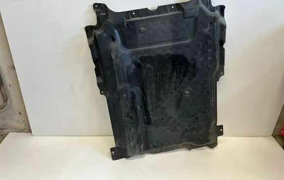 Mercedes-Benz C W205 Engine splash shield/under tray A2055200423