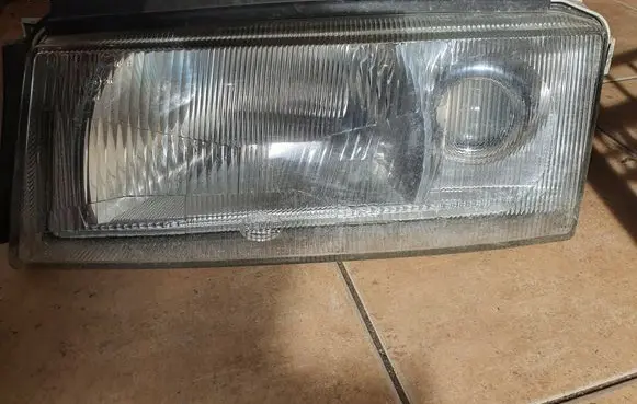 Skoda Octavia Mk1 (1U) Headlight/headlamp 24608500