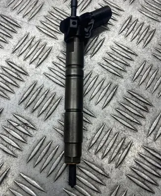 Chrysler 300 - 300C Fuel injector A642070 0445115 061010