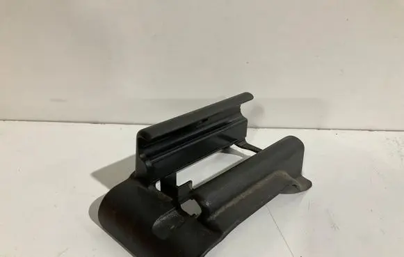 Mercedes-Benz E W211 Sliding door rail trim 2119190620