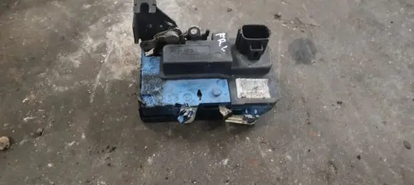 Volvo S60 Front door lock