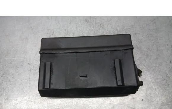 Opel Combo C Fuse box set 90560473