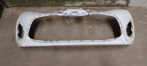 Toyota Yaris Front bumper 